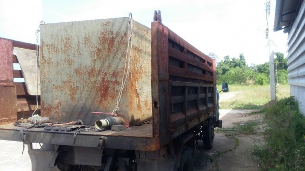 รถดั๊มบรรทุก 6 ล้อ ยี่ห้อ DAIHATSU รถดั๊มบรรทุก 6 ล้อ ยี่ห้อ DAIHATSU