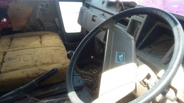 รถดั๊มบรรทุก 6 ล้อ ยี่ห้อ DAIHATSU รถดั๊มบรรทุก 6 ล้อ ยี่ห้อ DAIHATSU