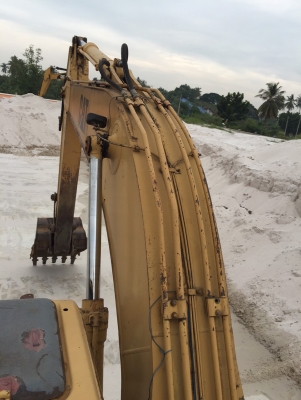 CAT 320 รถมีเล่มทะเบียนจริง พร้อมใช้งาน