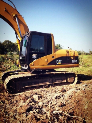 แคล320 ซีราคา1580000ต่อรองใบอินวอย