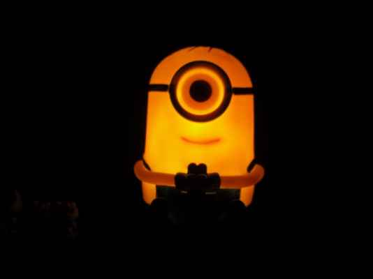 โคมไฟ MINION โคมไฟ MINION