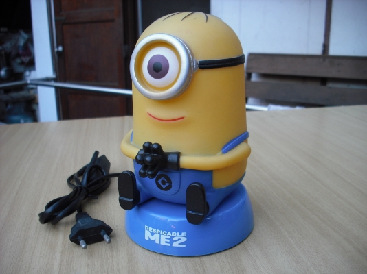 โคมไฟ MINION