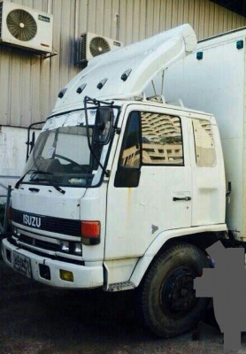 ขายรถ 385,000บ หกล้อ อีซูซุ FSR 11H165ปี35 บรรทุกตู้ 10บาน ช่วงยาว6.50ม สภาพดีเดิมๆสวยพร้อมใช้ ทะเบียนพร้อมโอน