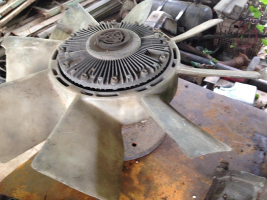 ขายอะไหล่รถมีแผ่นคราส จานกด ปั๊มลม ปั๊มไฮโดรลิก ไดร์ชาจร์ เพลากำลัง ขายชุดหม้อลมเบกฮีโน่227พร้อมจาน ขายชุดห้อลมเบกฮีโน่227พร้อมจาน ขายเหมาแบบถูกๆ