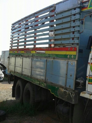 สิบล้อ อีซูซุ ยกหัวร็อค JCM 175 เพาเดียว แอร์ ทิฟฟี พ.เวอร์ ช่วงยาว6.30ม สภาพดีสวยๆพร้อมใช้งาน ใช้ 2ระบบ น้ำมัน+ก๊าส NGV  แบบประหยัด ทะเบียนพร้อมโอน