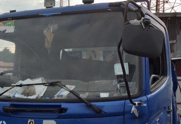 **2คัน 690,000 บ.ต่อรอง/// แพ็คคู่ หัว-คัสซี 6ล้อ HINO MEGA FC4J JO5C-150HP(CNGล้วน)ยูโร-2 ปี46 5.50ม. จำนวน2คัน ตามสภาพ เอกสารเล่มทะเบียน ม.79 **ขาย หัว-คัสซี HINO MEGA FC4J 150แรง CNG ล้วน 6ล้อช่วงยาว 5.50ม. ตามสภาพ จำนวน2คัน เอกสารเล่มทะเบียน ม.79 หรือ