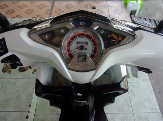 Honda Click 110i ลาย Street รถปี54 เครื่องดีๆแต่งลงล้อมาครับ