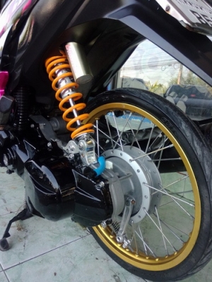 Mio125 ลายGT รถปี53สี ชมพู-ขาว แต่งสวยๆหล่อๆ ขายราคาถูกๆครับ