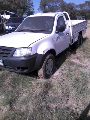 ทาทาเครื่องCNG เอกสารพร้อมโอนรถเดิมไม่มีอุบัติเหตครับแต่เครื่องพัง