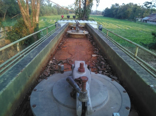 หกล้อ ฮีโน่ FC 4J145ปี41บรรทุกถังน้ำมัน 7,000ลิต อุปกรณ์ครบ สภาพดีสวยบางเดิมพร้อมใช้ (เหมาะเอาไปทำเป็นรถบรรทุกน้ำ) ทะเบียนพร้อมโอน