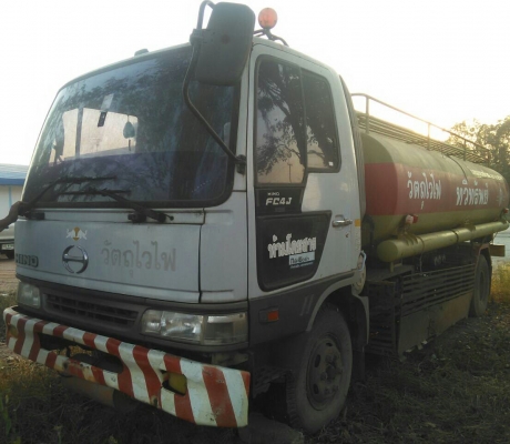 หกล้อ ฮีโน่ FC 4J145ปี41บรรทุกถังน้ำมัน 7,000ลิต อุปกรณ์ครบ สภาพดีสวยบางเดิมพร้อมใช้ (เหมาะเอาไปทำเป็นรถบรรทุกน้ำ) ทะเบียนพร้อมโอน