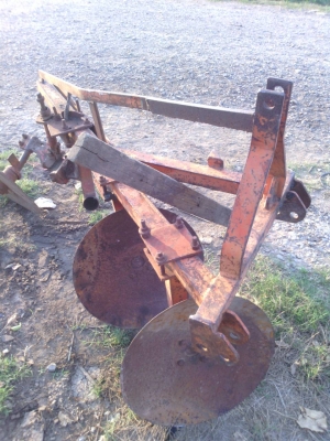 Kubota L1 18แรง รถสวยสภาพดี ขับเคลื่อนสี่ล้อ มีผานสาม สนใจติดต่อ สีนวน โทร 089-9638932