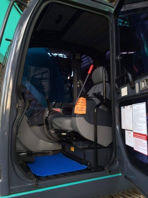 KOBELCO SK200-8 SUPER YN12 5,xxx ช ม รถสวยมากเดิมทั้งคัน พร้อมสมุดคู่มือการใช้รถ  เฟรมเดิมๆ สวยมาก เอกสารทะเบียน  สนใจ 0890854790