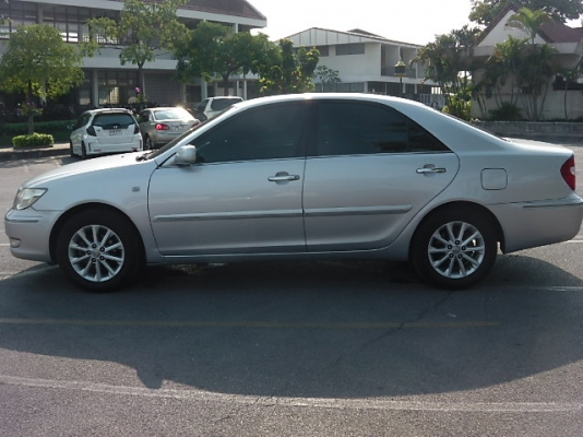 รถบ้าน Toyoto camry 2003 2.4 Q abs airbag 4ลูก เบาะนั่งปรับไฟฟ้า สภาพสวยมากพร้อมใช้