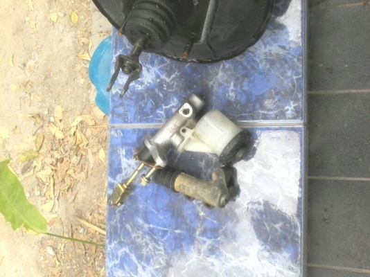 หม้อลมเบรค ae111 ปั้มครัชบนล่าง 1200 พร้อมค่าส่ง