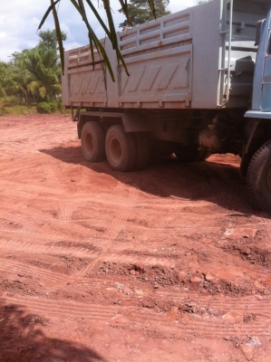 ขายรถบรรทุก 6 ล้อดัมพ์ ISUZU ROCKY 210 แรงม้าเกียร์ฟูลเลอร์ ราคา 680000