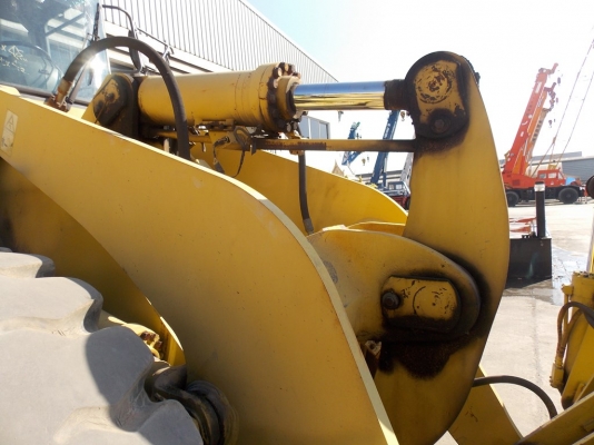 มาถึงใหม่อีกแล้ว รถตักแบบงาคีบ KOMATSU WA400-3E