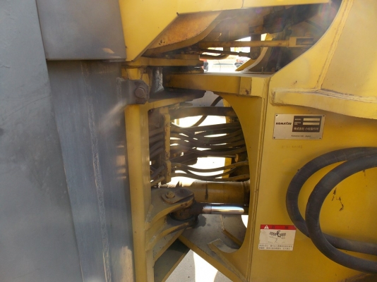 มาถึงใหม่อีกแล้ว รถตักแบบงาคีบ KOMATSU WA400-3E