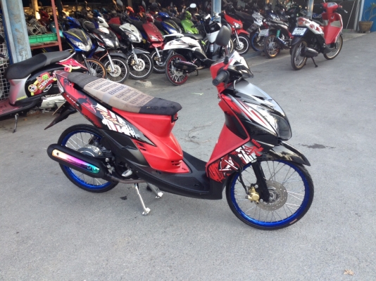 mio ดำแดง 10500 รถลูกเดิมชัก3 เอกสารครบ คาร์บูแด๊สแท้ mio ขาวแดง 13500 รถลูกเชียร์ชัก3 เอกสารครบ คาร์บูแด๊สแท้ รถข้างเงียบ ทั้ง 2คัน สนใจ คันไหน แชทครับ รถสภาพสวย มือ2ออกไปพร้อมหล่อ สนใจรุ่นไหน รุ่นอื่นติดต่อมาครับ มีบริการ  สนใจติดต่อ 094-490-3222 เอิด 0