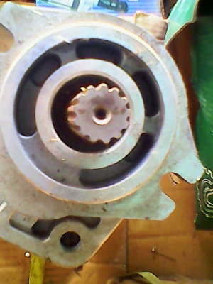 ขายปั้มไฮโดรลิก รถเครน5 ตัน  ราคา  6000  โทร  0906208746