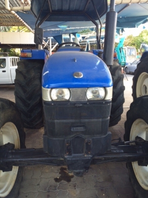 NEW HOLLAND  TT75  2 เพลา ปี 2557