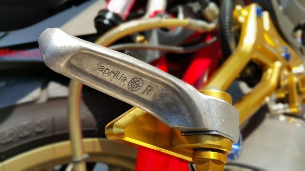 Benelli TNT300 2015 รถสวย ใหม่กริ๊บไม่มีที่ติ วิ่งน้อยมาก แต่งเทพล้นคัน ราคาถูกกว่ารถเดิมๆ ต่อรองได้