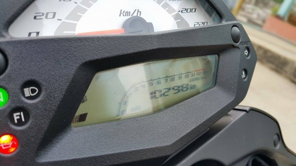 ER6N ABS 2011 รถบ้าน ใช้น้อย พร้อมขี่ สวยๆ ราคาไม่แพงครับ ER6N ABS 2011 รถบ้าน ใช้น้อย พร้อมขี่ สวยๆ ราคาไม่แพงครับ