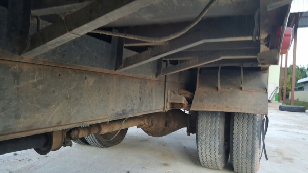 รถนิสสัน 6 ล้อ PKB211N / ติดเครน 5 ตัน. 220 แรงม้า. ปี 47. สนใจติดต่อ 081 - 6079515 รถนิสสัน 6 ล้อ PKB211N / ติดเครน 5 ตัน. 220 แรงม้า. ปี 47. สนใจติดต่อ 081 - 6079515