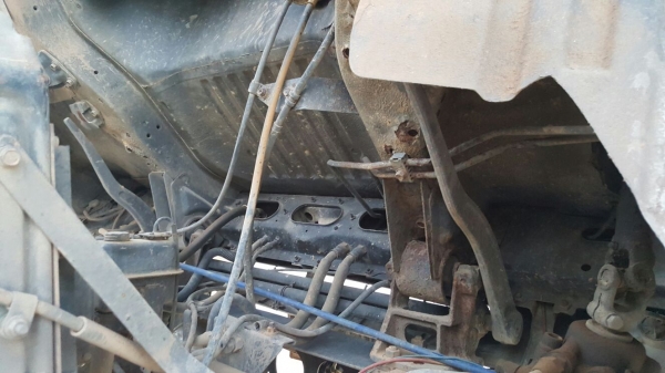 รถนิสสัน 6 ล้อ PKB211N / ติดเครน 5 ตัน. 220 แรงม้า. ปี 47. สนใจติดต่อ 081 - 6079515 รถนิสสัน 6 ล้อ PKB211N / ติดเครน 5 ตัน. 220 แรงม้า. ปี 47. สนใจติดต่อ 081 - 6079515