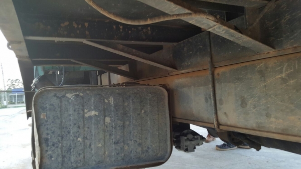 รถนิสสัน 6 ล้อ PKB211N / ติดเครน 5 ตัน. 220 แรงม้า. ปี 47. สนใจติดต่อ 081 - 6079515 รถนิสสัน 6 ล้อ PKB211N / ติดเครน 5 ตัน. 220 แรงม้า. ปี 47. สนใจติดต่อ 081 - 6079515