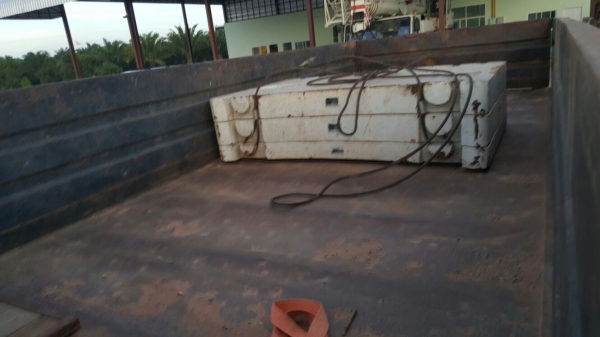 รถนิสสัน 6 ล้อ PKB211N / ติดเครน 5 ตัน. 220 แรงม้า. ปี 47. สนใจติดต่อ 081 - 6079515 รถนิสสัน 6 ล้อ PKB211N / ติดเครน 5 ตัน. 220 แรงม้า. ปี 47. สนใจติดต่อ 081 - 6079515