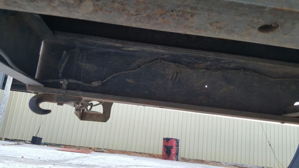 รถนิสสัน 6 ล้อ PKB211N / ติดเครน 5 ตัน. 220 แรงม้า. ปี 47. สนใจติดต่อ 081 - 6079515 รถนิสสัน 6 ล้อ PKB211N / ติดเครน 5 ตัน. 220 แรงม้า. ปี 47. สนใจติดต่อ 081 - 6079515