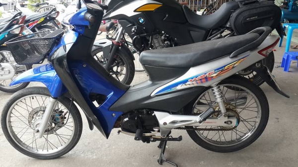 ขายฮอนด้าเวฟ 100,110,125,125i เริ่มต้น 13,500 บ.