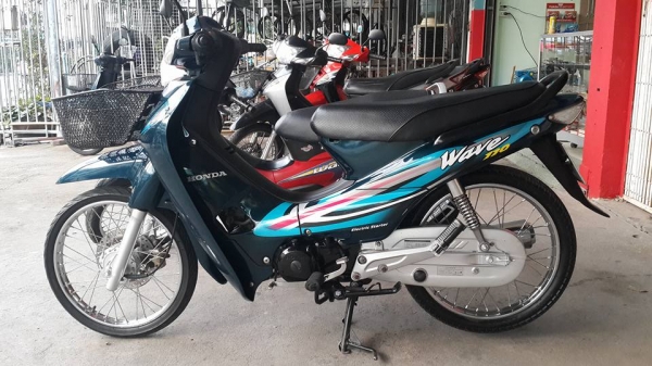 ขายฮอนด้าเวฟ 100,110,125,125i เริ่มต้น 13,500 บ.