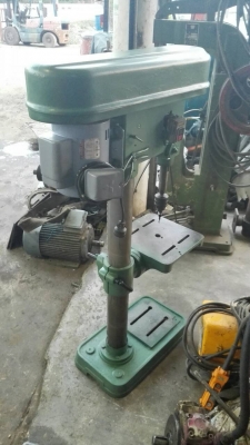 Sell>> เจาะ #KING Made in Taiwan เบอร์ใหญ่สุด มอเตอร์ Mitsubishi 1 HP. 220V. 3 ลูกวิน ใช้ไฟบ้าน สภาพสวย สด แน่น พร้อมใช้งานมาเทสก่อนได้ครับ!! Sell>> เจาะ #KING Made in Taiwan เบอร์ใหญ่สุด มอเตอร์ Mitsubishi 1 HP. 220V. 3 ลูกวิน ใช้ไฟบ้าน สภาพสวย สด แน่น พร้อมใช้งานมาเทสก่อนได้ครับ!!