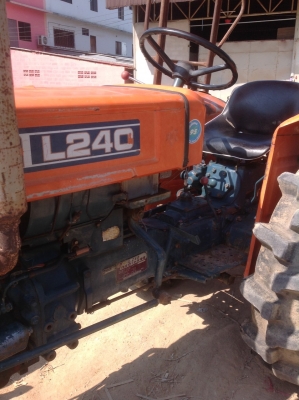 แทรกเตอร์คูโบต้า 24 แรง สภาพดีมากพร้อมใช้งาน มีผานหลัง