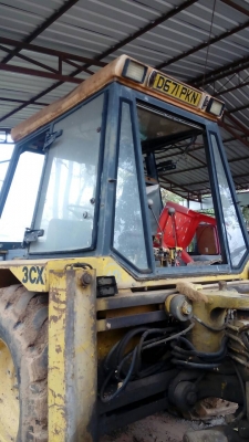 ขายjcm ตักหน้าขุดหลัง