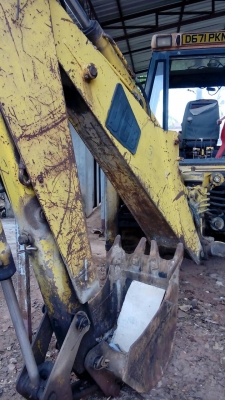 ขายjcm ตักหน้าขุดหลัง