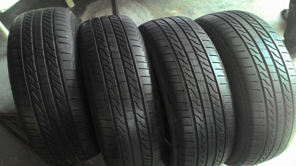 215/60R16 MICHELIN Primacy lc ปี2013  ชุด 4 เส้น tel.081-427-3941 ไอดีไลน์ autobot107