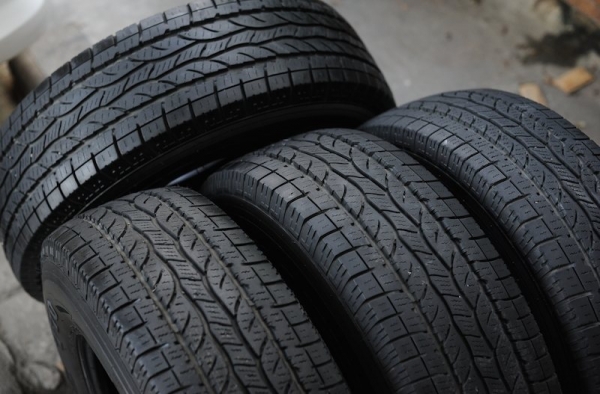 ยาง Maxxis AT 30 ขอบ 15 ยกชุด 4,800.- ยาง Maxxis AT 30 ขอบ 15 ยกชุด 4,800.-