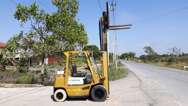 ขายด่วนรถยกดีเซล TOYOTA 4FDดีเซลยก2.5ตันเสาสูง3เมตรงาสไลย์ได้ยางตันสวยๆรถนอกยังไม่เคยใช้งานในเมืองไทยเลย=รุ่นใหม่ขายถูกๆๆ ขายด่วนรถยกดีเซล TOYOTA 4FDดีเซลยก2.5ตันเสาสูง3เมตรงาสไลย์ได้ยางตันสวยๆรถนอกยังไม่เคยใช้งานในเมืองไทยเลย=รุ่นใหม่ขายถูกๆๆ