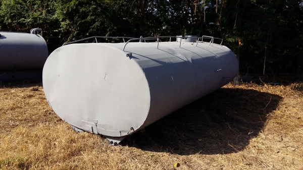 ขายด่วนครับ ถ้งน้ำ ขนาด 4000 ลิตร