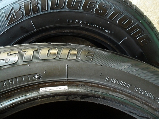 ยางกระบะขอบ15 บริดสโตน215-65-R15ลงพื้นปลายปี14 (4เส้น 4,200) ยางกระบะขอบ15 บริดสโตน215-65-R15ลงพื้นปลายปี14 (4เส้น 4,200)
