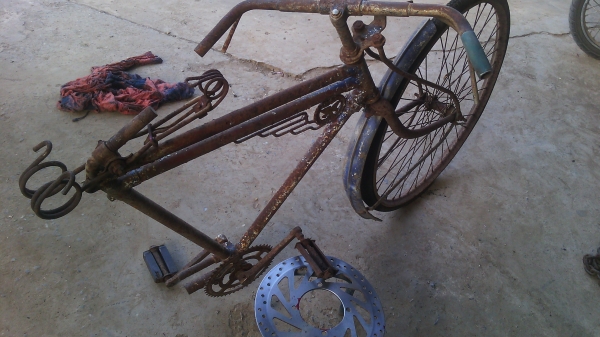 สามล้อถีบโบราณ