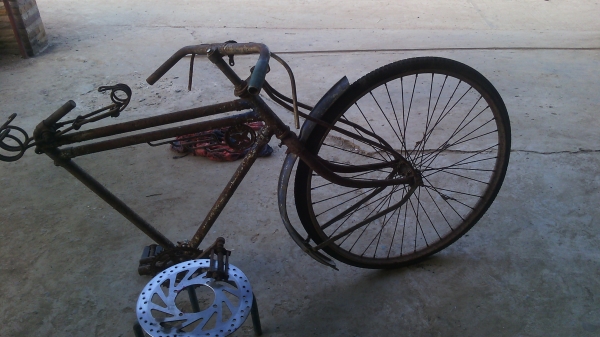 สามล้อถีบโบราณ