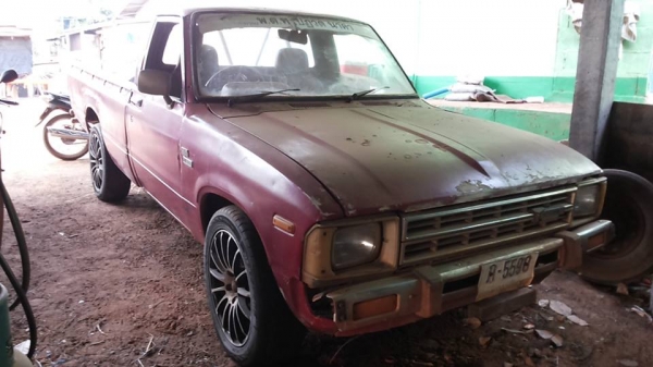 **37,000 บ.ต่อรอง/// ม้ากระโดด TOYOTA LN40 เครื่องดีเซล 1L 2.0 เล่มทะเบียนครบ **ขาย TOYOTA LN40 ม้ากระโดด กระบะตอนเดียว เข้าไร่เข้าสวน สภาพดี เล่มทะเบียนครบ TOYOTA LN40 1L 2.0 ม้ากระโดด เครื่องยนต์ดีเซล 2.0 (HERO 1L) เครื่องดี แน่น แรงดี ครับ สตาร์ทง่าย เ