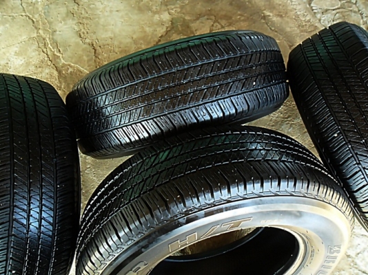 ยางกระบะสูง17 บริดสโตน265-65-R17ลงพื้นปี13 (4เส้น3,200) ยางกระบะสูง17 บริดสโตน265-65-R17ลงพื้นปี13 (4เส้น3,200)