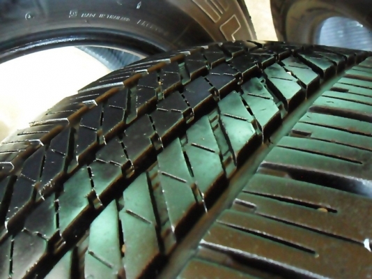 ยางกระบะสูง17 บริดสโตน265-65-R17ลงพื้นปี13 (4เส้น3,200) ยางกระบะสูง17 บริดสโตน265-65-R17ลงพื้นปี13 (4เส้น3,200)