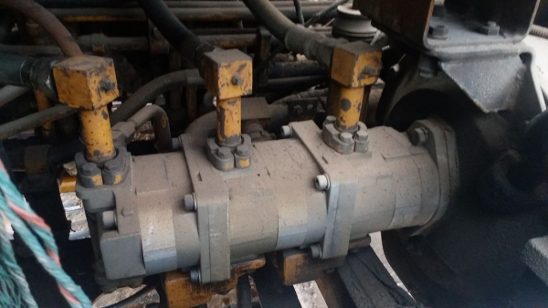 ปรับราคาด่วนครับ(มีวิดีโอ)โคมั่นสุ Pc60-2 เครื่องฟิตใหม่ทั้งระบบ ปั้มใหม่ยกลูก ตัวเดินแรง 320,000 ต่อรอง ปรับราคาด่วนครับ(มีวิดีโอ)โคมั่นสุ Pc60-2 เครื่องฟิตใหม่ทั้งระบบ ปั้มใหม่ยกลูก ตัวเดินแรง 320,000 ต่อรอง