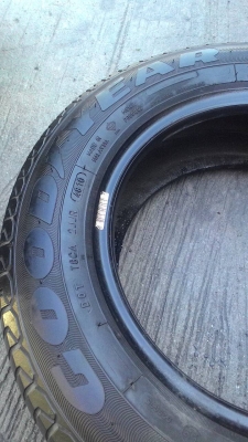 ยางตุ๊กๆ 155/70R12 GOODYEAR GT3 ไม่มีปะ มี 1 เส้น tel.081-427-3941 ไอดีไลน์ autobot107